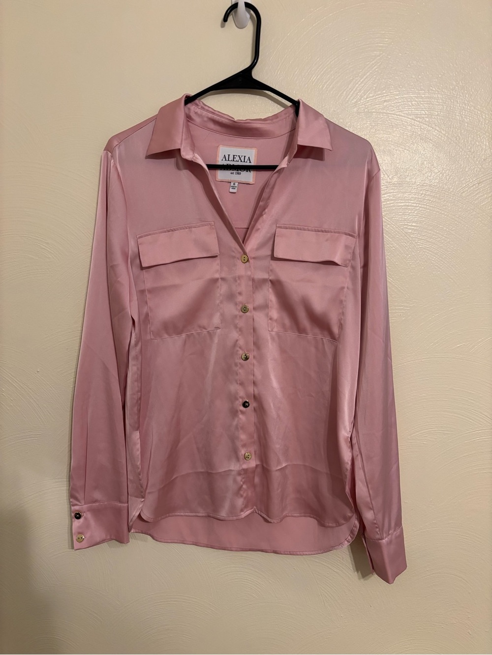 Alexia Admor Pink Satin Button Front Blouse Size 6 Long Sleeve Career Top
